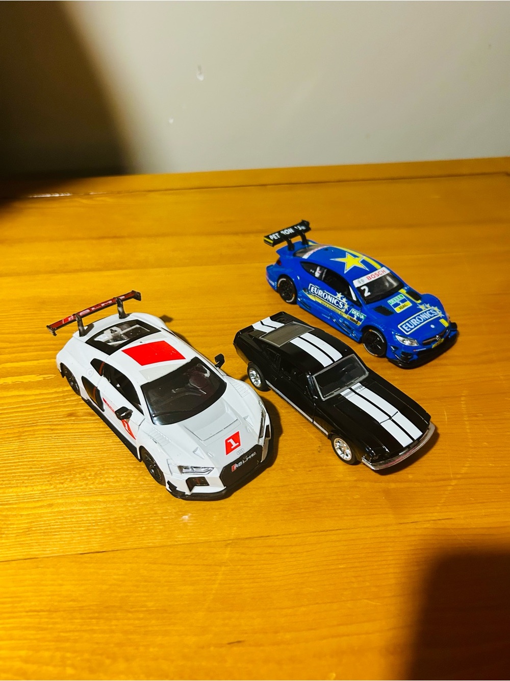 Light up and sound metal Toy Race Car Set - White, Black & Blue